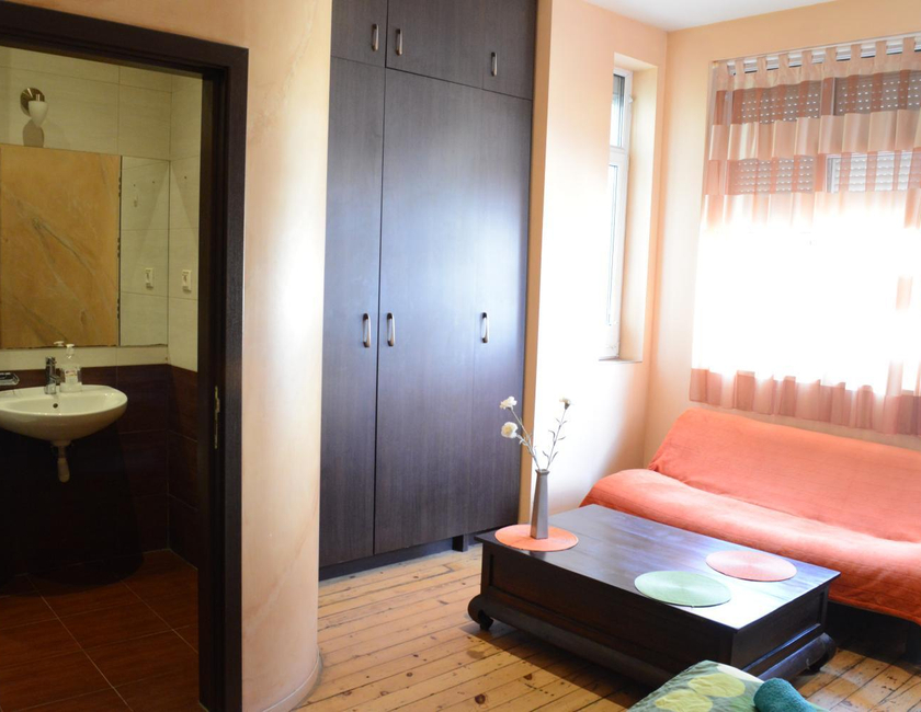 Imagen general del Hostel Elegance And Guesthouse. Foto 15