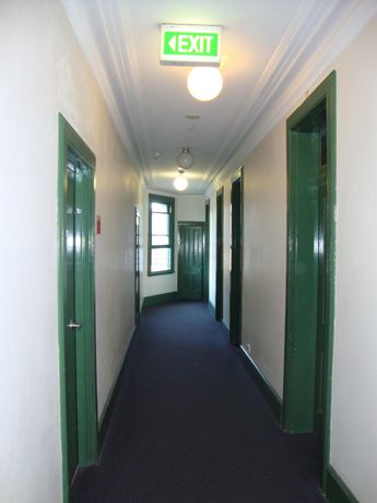 Imagen de los interiores del Hostel Elephant Backpacker Sydney -. Foto 14