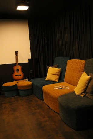 Imagen de los interiores del Hostel Elewator Gdańsk. Foto 18