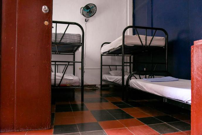 Imagen de la habitación del Hostel Emily, Granada. Foto 3