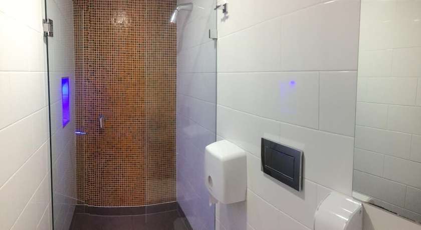 Imagen de la habitación del Hostel Europa Melbourne. Foto 3