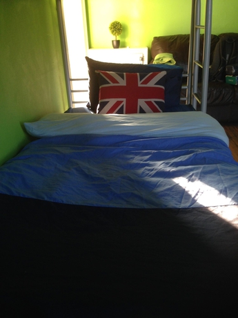 Imagen de la piscina del Hostel Everton. Foto 8