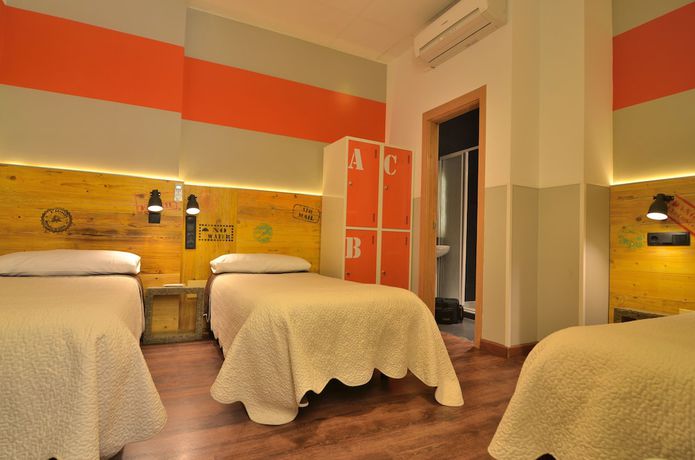 Imagen de la habitación del Hostel Far Home Atocha. Foto 8