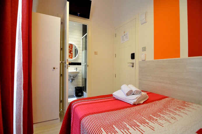 Imagen de la habitación del Hostel Far Home Plaza Mayor. Foto 4