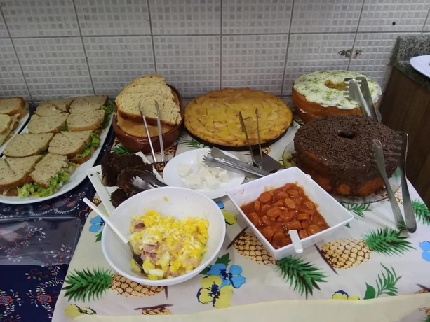 Imagen del bar/restaurante del Hostel Farol Da Barra Suites E. Foto 7