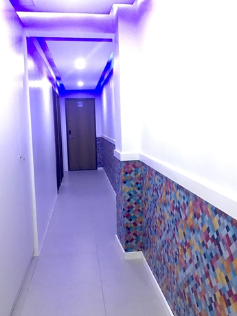 Imagen de los interiores del Hostel Farol Da Barra Suites E. Foto 19