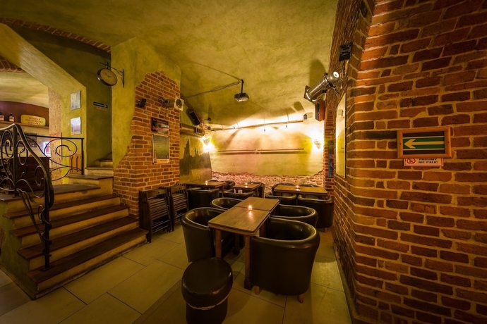 Imagen del bar/restaurante del Hostel Faust Aparthostel. Foto 4