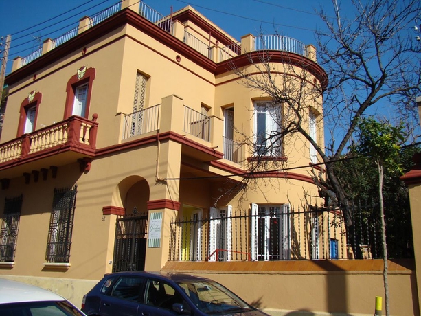 Imagen general del Hostel Feetup Garden House Barcelona. Foto 5