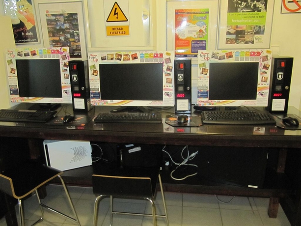 Imagen general del Hostel Feetup Garden House Barcelona. Foto 3