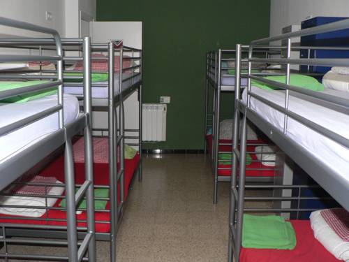 Imagen de la habitación del Hostel Figueres. Foto 6