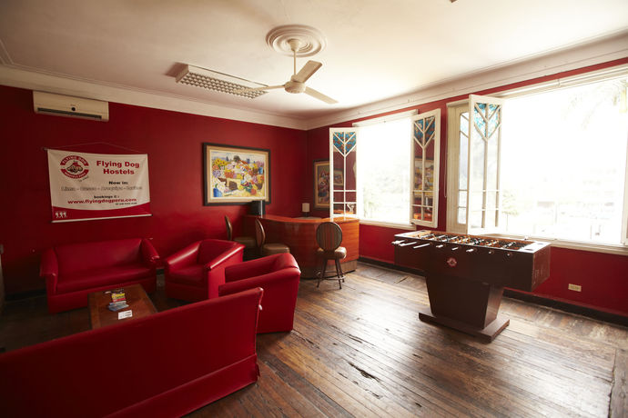 Imagen de los interiores del Hostel Flying Dog Backpackers. Foto 4