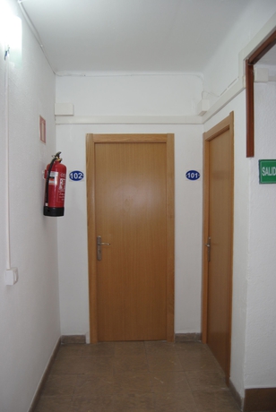 Imagen de los interiores del Hostel Forenna - Adults Only. Foto 16