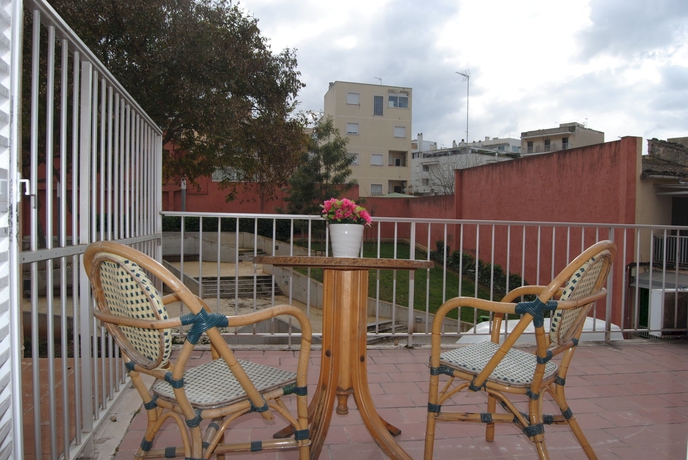 Imagen de los exteriores del Hostel Forenna - Adults Only. Foto 15