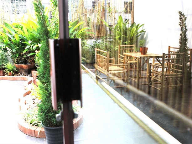 Imagen de los exteriores del Hostel Foresttel.bkk. Foto 11