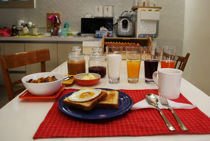 Imagen del bar/restaurante del Hostel G Guesthouse Itaewon In Seoul. Foto 3