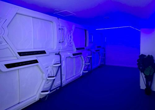 Imagen de la habitación del Hostel GOOD VIBES ONLY Capsule Hostel Malaga. Foto 12