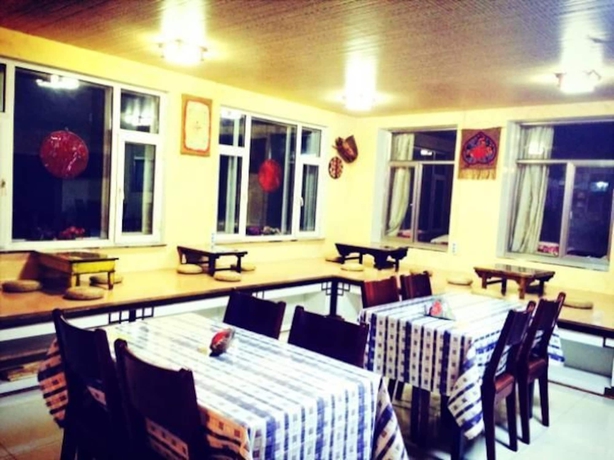 Imagen del bar/restaurante del Hostel Galaha Int'l Youth Jl Rime Island. Foto 2