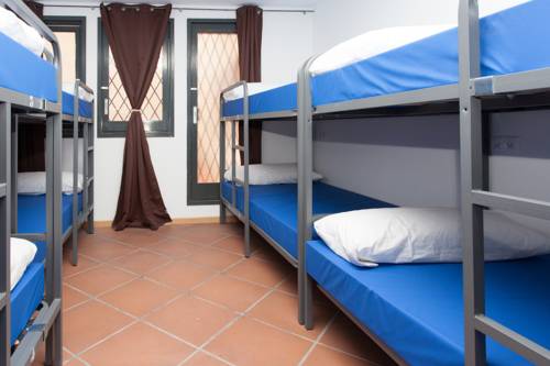 Imagen de la habitación del Hostel Galaxystar Barcelona. Foto 5