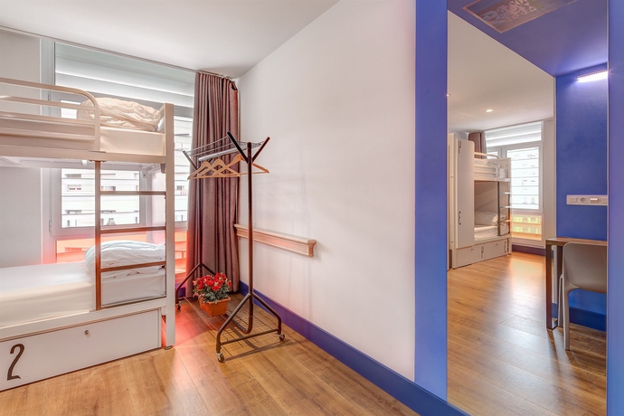 Imagen de la habitación del Hostel Generator Barcelona. Foto 6