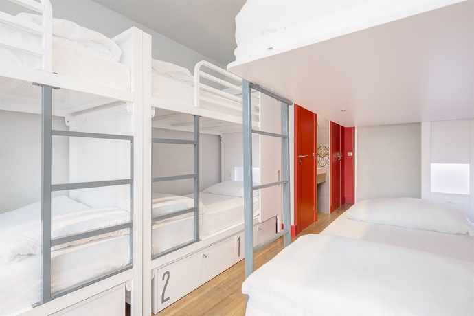 Imagen de la habitación del Hostel Generator Barcelona. Foto 12