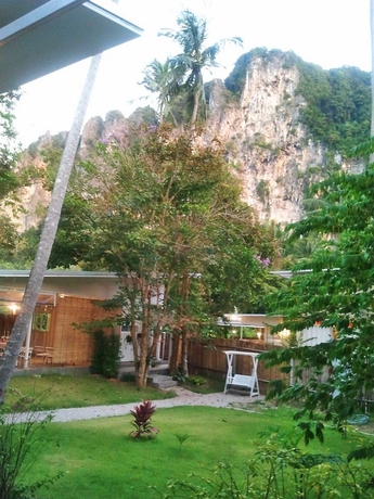 Imagen de los exteriores del Hostel Glur. Foto 14