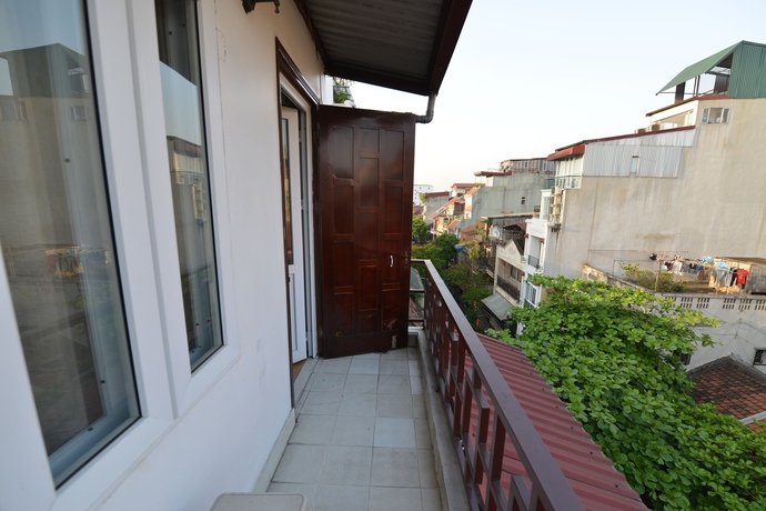 Imagen de los exteriores del Hostel Golden Time 3. Foto 15