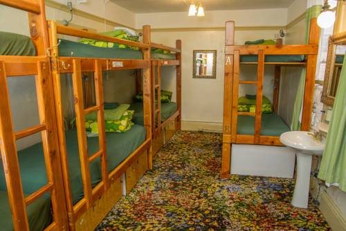 Imagen de la habitación del Hostel Green Tortoise. Foto 12
