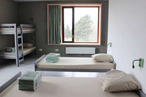 Imagen de la habitación del Hostel Groeninghe, Kortrijk. Foto 4