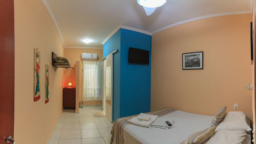 Imagen de la habitación del Hostel Guaruj&aacute;. Foto 17