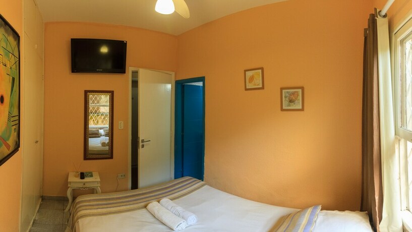 Imagen de la habitación del Hostel Guaruj&aacute;. Foto 19