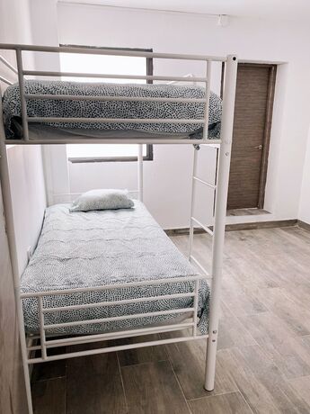 Imagen general del Hostel H8. Foto 15