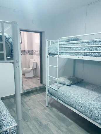 Imagen de la habitación del Hostel H8. Foto 20