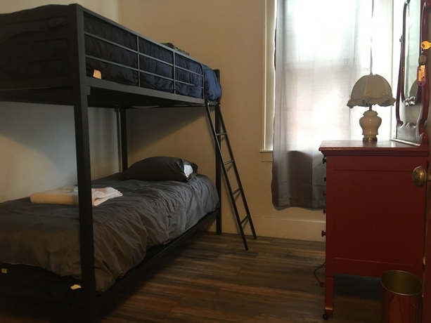 Imagen de la habitación del Hostel Hamtramck. Foto 5