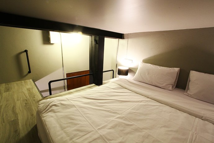 Imagen de la habitación del Hostel Here, Bangkok. Foto 17