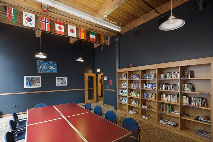 Imagen de los interiores del Hostel Hi Chicago. Foto 13