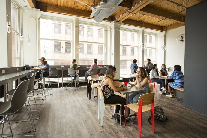 Imagen del bar/restaurante del Hostel Hi Chicago. Foto 4