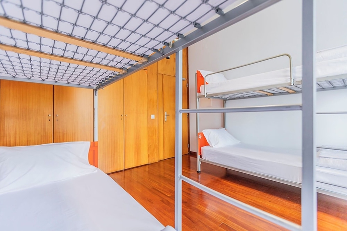 Imagen de la habitación del Hostel Hi Porto &ndash; Pousada De Juventude -. Foto 11