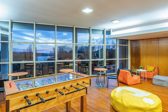 Imagen de los interiores del Hostel Hi Porto &ndash; Pousada De Juventude -. Foto 16