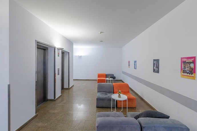 Imagen del bar/restaurante del Hostel Hi Porto &ndash; Pousada De Juventude -. Foto 2