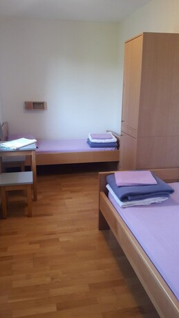Imagen de la habitación del Hostel Hi Zadar. Foto 37
