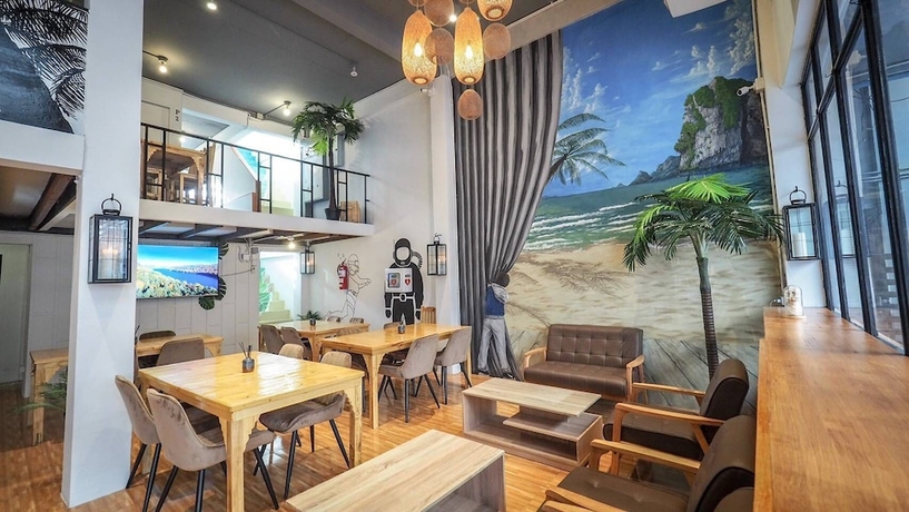 Imagen de los interiores del Hostel Hoft Bangkok. Foto 18