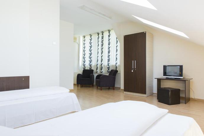 Imagen de la habitación del Hostel Holland Bacau. Foto 4