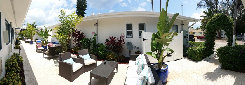 Imagen de los exteriores del Hostel Hollywood Beach Suites. Foto 15