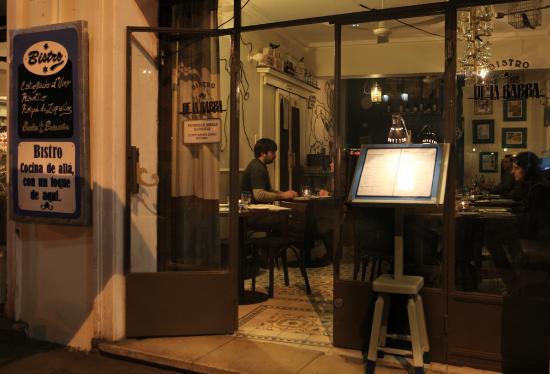 Imagen del bar/restaurante del Hostel Hostal De La Barra -. Foto 3