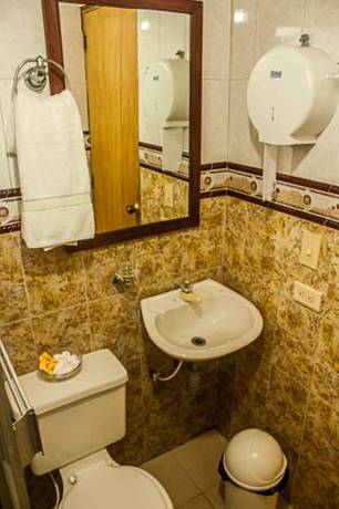 Imagen de la habitación del Hostel Hostal- La Floresta. Foto 3