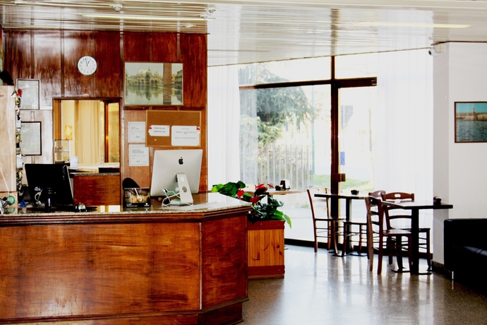 Imagen de los interiores del Hostel Hotel Colombo. Foto 18