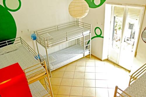 Imagen general del Hostel ISA SEVILLA Suites. Foto 11