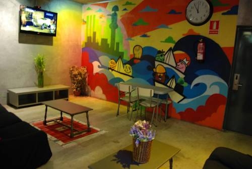Imagen general del Hostel Ideal Youth. Foto 3