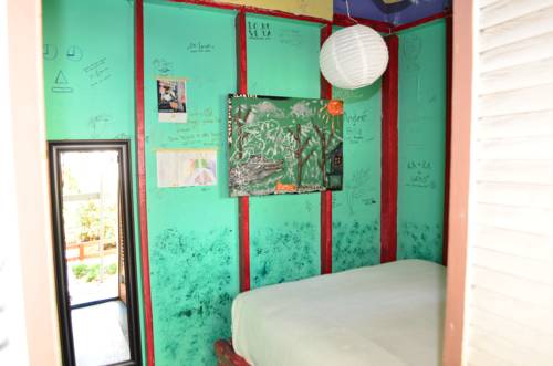 Imagen de la habitación del Hostel India House Backpackers. Foto 6
