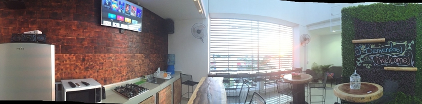 Imagen del bar/restaurante del Hostel Inn Cancun. Foto 6